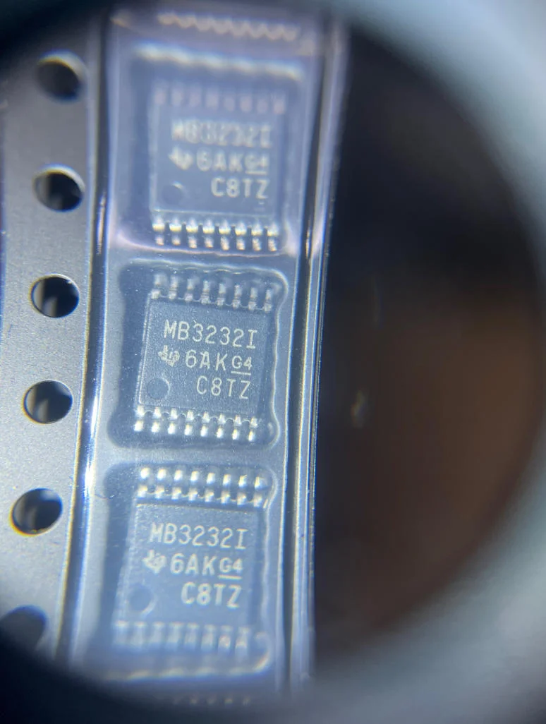 MAX3232EIPWRQ1