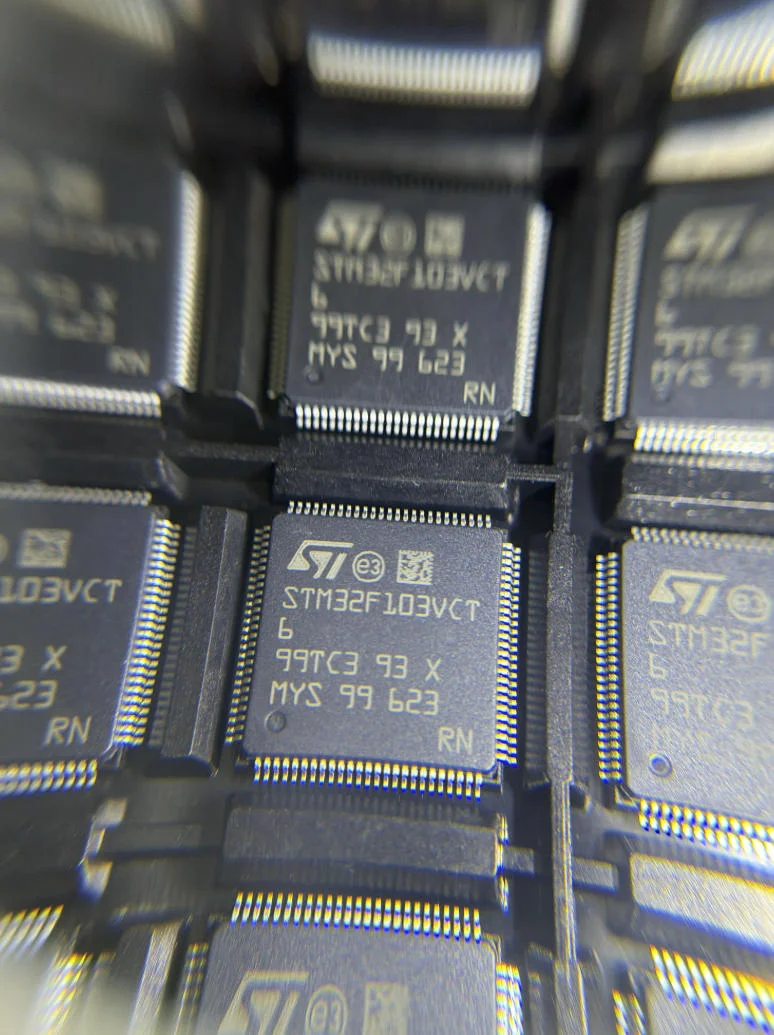 STM32F103VCT6
