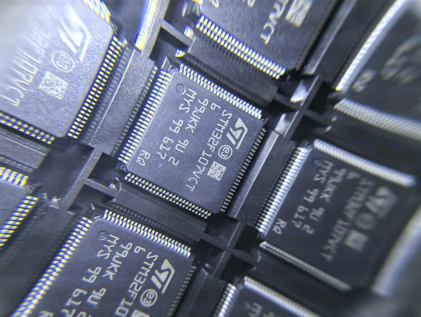 STM32F107VCT6